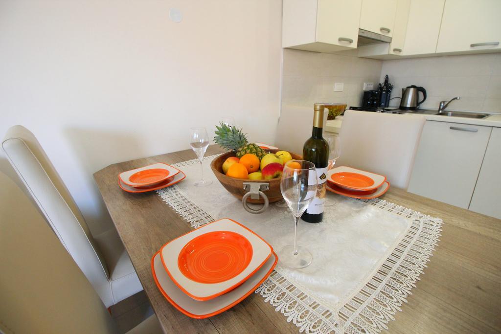Apartment Brigite روفينج المظهر الخارجي الصورة